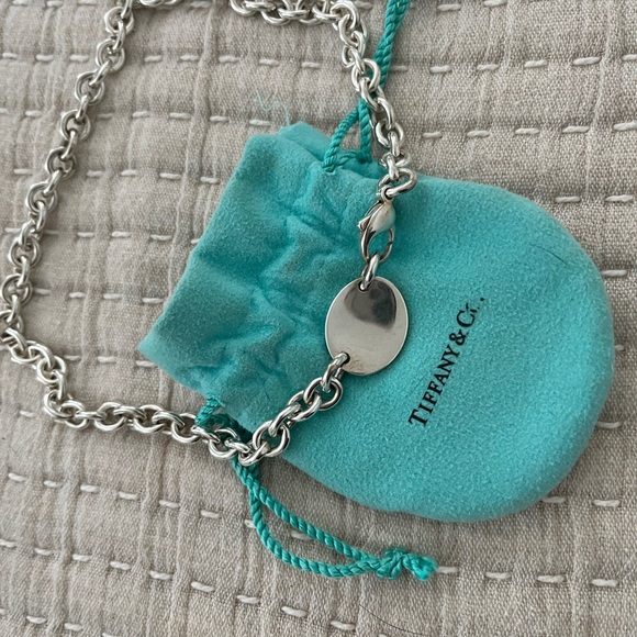Tiffany & Co. Jewelry - Return to Tiffany’s sterling silver necklace